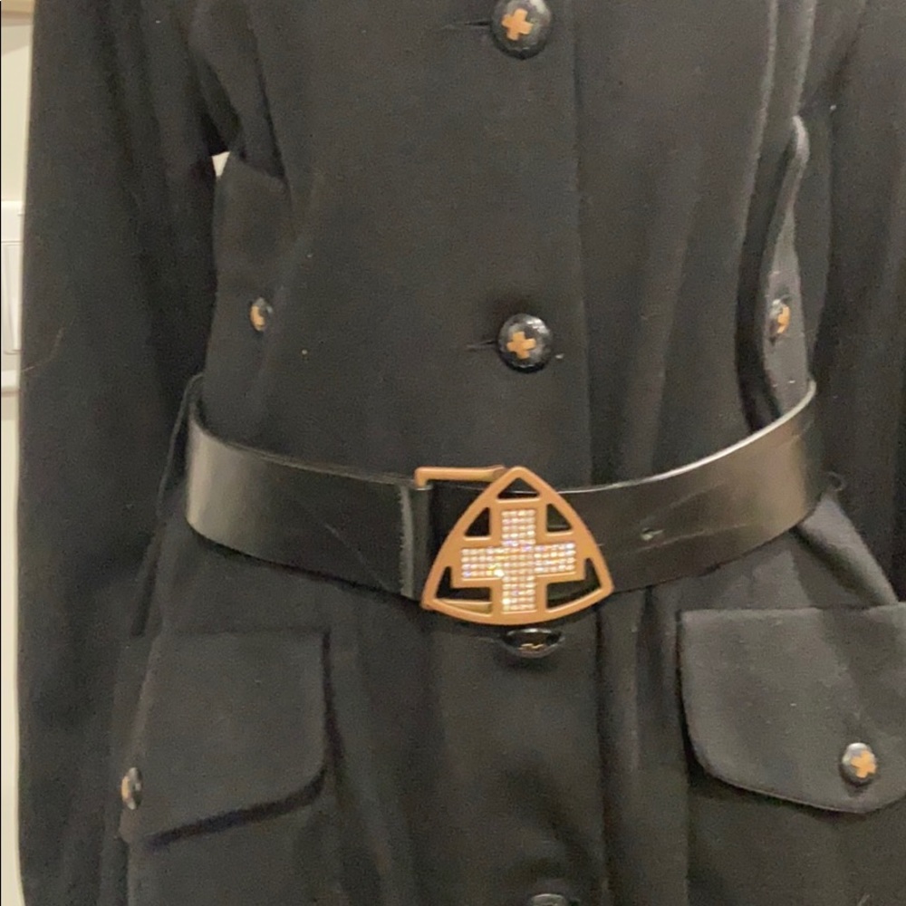 Coat - Picture 2 of 4